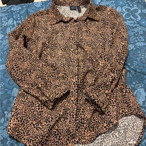 Daytrip Leopard Print Button Down Shirt - Brown and Black